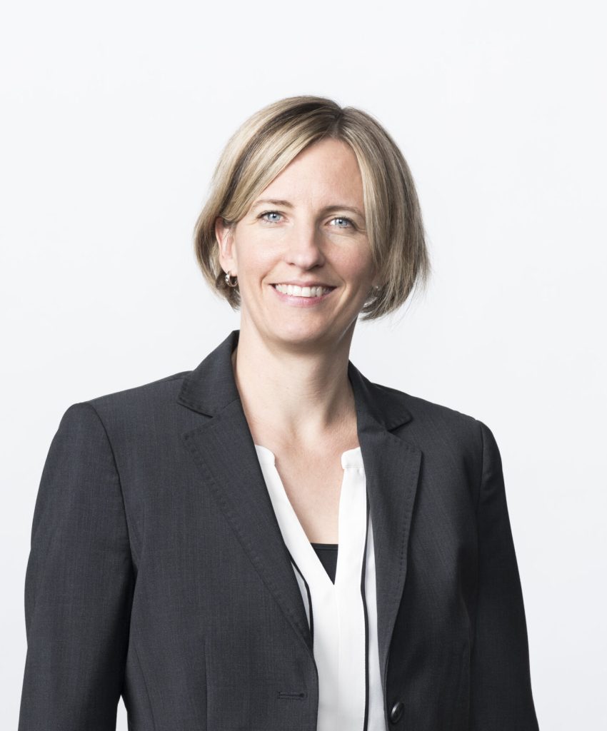 Dania Aebi, Leiterin Finanz-, Rechnungswesen und Controlling bei den Schweizer Salinen
